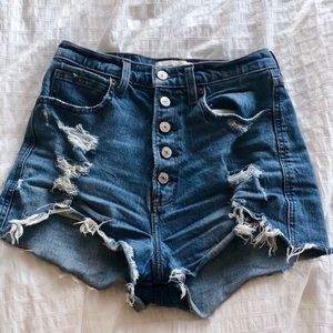 Ultra High Rise Abercrombie Mom Shorts